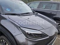 Usado Toyota Yaris Cross Active 116 CV (85 kW) 2023 Gris / plata SUV