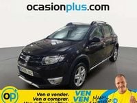 Usado Dacia Sandero Stepway 90 CV (66 kW) 2015 Negro Utilitario