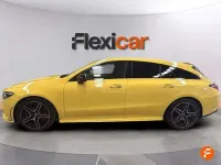 Usado Mercedes CLA250e Shooting Brake 224 CV (164 kW) 2020 Amarillo Familiar