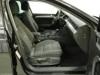 Usado VW Passat Executive 122 CV (89 kW) 2023 Negro Familiar