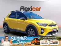 Usado Kia Stonic 120 CV (88 kW) 2018 Amarillo SUV