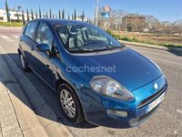 Usado Fiat Punto Lounge 77 CV (56 kW) 2012 Azul Utilitario