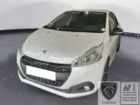 Usado Peugeot 208 GT-line 110 CV (80 kW) 2019 Blanco Utilitario
