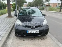 Używany Toyota Aygo Live 68 KM (50 kW) 2010 Czarny Hatchback