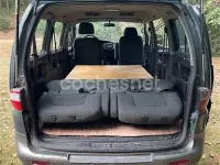 Usado Hyundai H-1 140 CV (102 kW) 2003 Verde Monovolumen