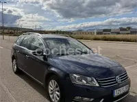Usado VW Passat Highline 140 CV (102 kW) 2014 Azul Familiar