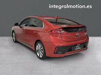 Usado Hyundai Ioniq Style 141 CV (103 kW) 2019 Rojo Utilitario