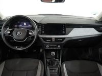 Usado Skoda Kamiq Selection 116 CV (85 kW) 2024 Gris plata SUV