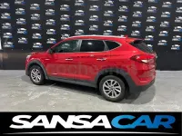 Usado Hyundai Tucson 131 CV (96 kW) 2016 Granate SUV