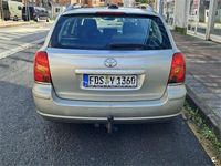 Usado Toyota Avensis Executive 177 CV (130 kW) 2006 Gris / plata Familiar