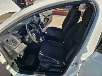 Usado Renault Clio IV LIMITED 75 CV (55 kW) 2019 Blanco Berlina
