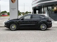 Usado Porsche Cayenne 462 CV (339 kW) 2020 Negro SUV