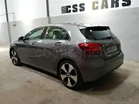 Usado Mercedes A200 156 CV (114 kW) 2017 Gris / plata Utilitario
