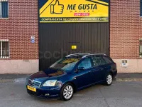 Usado Toyota Avensis Executive 126 CV (92 kW) 2006 Azul Familiar
