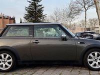 Usado Mini Cooper 116 CV (85 kW) 2006 Gris / plata Utilitario