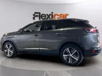 Usado Peugeot 3008 Allure 131 CV (96 kW) 2021 Gris SUV