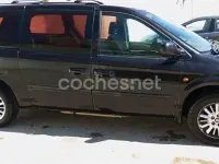 Usado Chrysler Grand Voyager 150 CV (110 kW) 2006 Negro Monovolumen