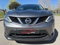 Usado Nissan Qashqai Acenta 115 CV (84 kW) 2015 Gris / plata SUV