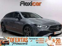 Usado Mercedes CLA200 Shooting Brake 150 CV (110 kW) 2024 Gris Familiar