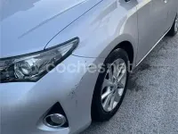 Usado Toyota Auris Active 90 CV (66 kW) 2014 Gris / plata Berlina