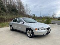 Usado Volvo S60 Momentum 163 CV (119 kW) 2008 Gris / plata Berlina