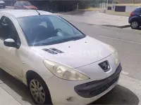 Usado Peugeot 206+ 75 CV (55 kW) 2009 Blanco Utilitario