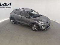 Usado Kia Stonic 100 HP (73 kW) 2025 Cinzento SUV