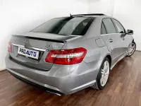 Usado Mercedes E350 Elegance 265 CV (194 kW) 2010 Gris / plata Berlina