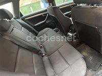 Usado Audi A4 Sport 180 CV (132 kW) 2004 Granate Familiar