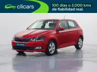 Usado Skoda Fabia Ambition 75 CV (55 kW) 2016 Rojo Berlina