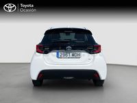 Usado Toyota Yaris Hybrid Active 116 CV (85 kW) 2023 Blanco Berlina