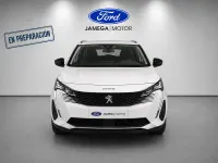Usado Peugeot 5008 Allure 130 CV (95 kW) 2022 Blanco SUV
