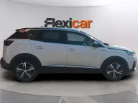 Usado Peugeot 3008 Active 120 CV (88 kW) 2017 Blanco SUV