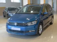 Usado VW Touran Sportline 116 CV (85 kW) 2016 Azul Monovolumen