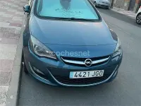 Usado Opel Astra Excellence 136 CV (100 kW) 2015 Azul Berlina