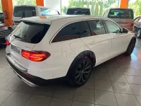 Usado Mercedes E220 All-Terrain 194 CV (142 kW) 2019 Blanco Familiar