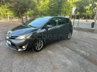 Usado Toyota Verso Advance 112 CV (82 kW) 2014 Gris / plata Monovolumen