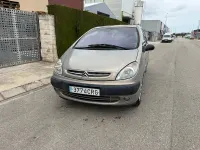 Usado Citroën Xsara Picasso 90 CV (66 kW) 2004 Beige Monovolumen
