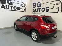 Usado Nissan Qashqai Premium Edition 110 CV (80 kW) 2011 Granate SUV