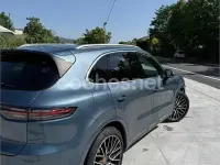 Usado Porsche Cayenne 420 CV (308 kW) 2018 Azul SUV