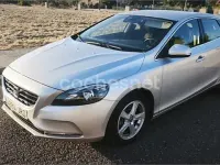 Usado Volvo V40 Momentum 150 CV (110 kW) 2016 Gris / plata Berlina
