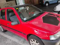 Usado Peugeot 106 60 CV (44 kW) 1993 Rojo Utilitario