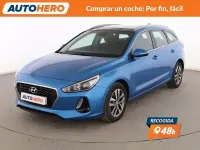 Usado Hyundai i30 110 CV (80 kW) 2018 Azul Familiar