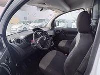 Begagnad Renault Kangoo 75 HK (55 kW) 2018 Vit Minibuss