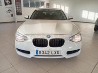 Usado BMW 114 Comfort Edition 102 CV (75 kW) 2015 Blanco Utilitario