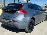 Usado Volvo V40 120 CV (88 kW) 2017 Azul Berlina