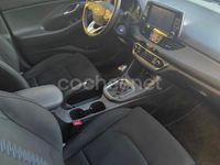 Usado Hyundai i30 GO! 120 CV (88 kW) 2018 Violeta / lila Familiar