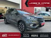 Usado Ford Kuga ST-Line 150 CV (110 kW) 2018 Gris / plata SUV