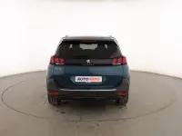 Usado Peugeot 5008 Allure 130 CV (95 kW) 2018 Azul SUV
