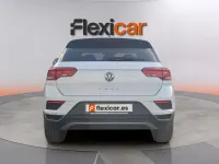 Usado VW T-Roc Advance 150 CV (110 kW) 2021 Gris SUV